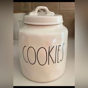 Rae Dunn Cookie Jar